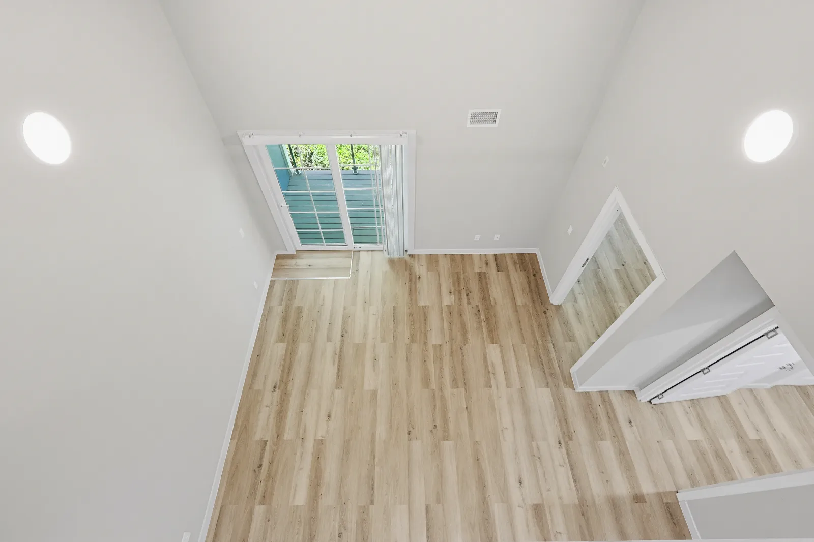 Taj Estates of Franklin II interior, photo 1